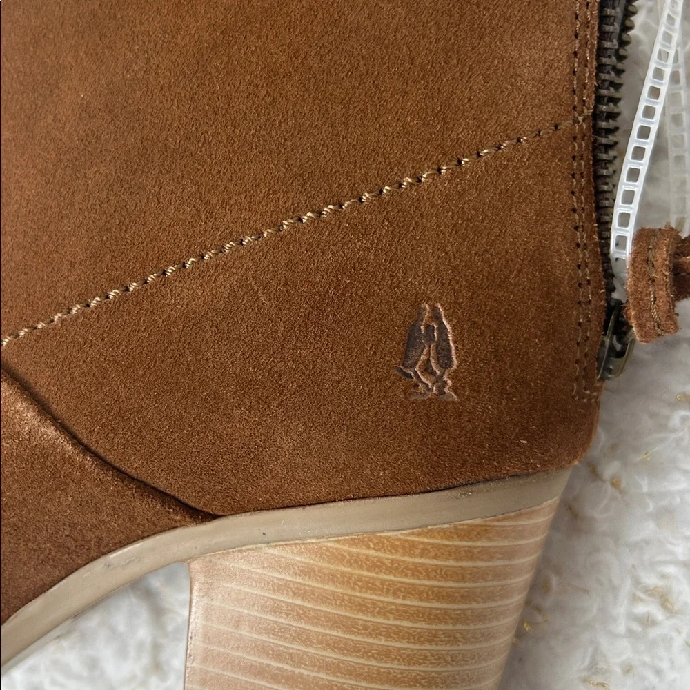 Hush Puppies Ingrid Bootie Size 7.5‎ new no box